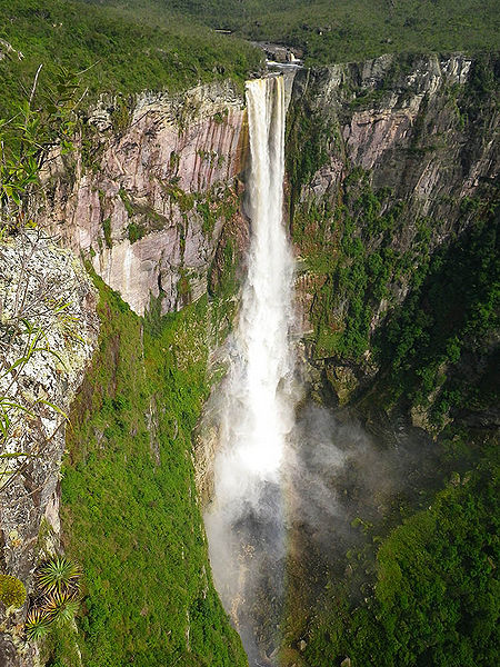 Arquivo:Cachoeira do Eldorado.jpeg