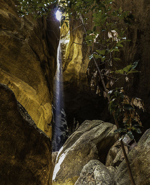 Arquivo:Um fio de luz, Serra da Capivara-2.jpg