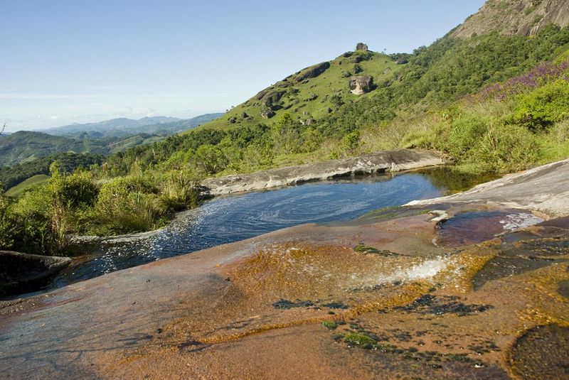 Arquivo:Trilha da cachoeira.jpeg